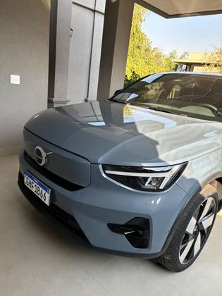 VOLVO C40 P8 RECHARGE TWIN ELECTRIC ULTIMATE AWD